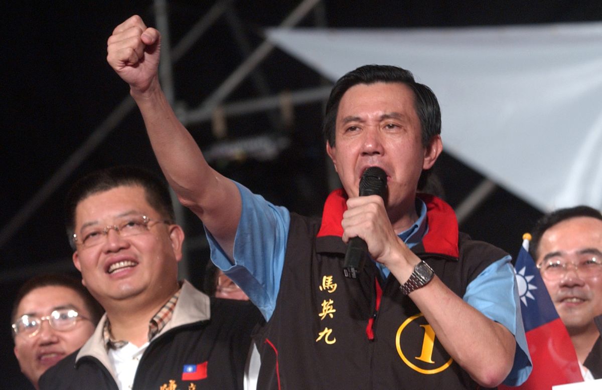 ▲臺灣作為一個政治轉型中的不正常國家，論到總統直選，有其重塑臺灣國家認同、凝聚國家統一與團結的象徵作用，多數民眾認為應當維持下去。（資料照／美聯社／達志影像）