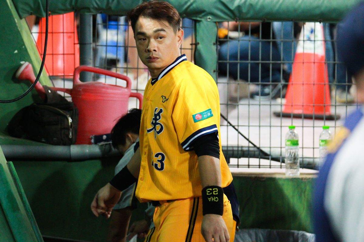 ▲中華職棒總冠軍賽Game5 Lamigo桃猿vs中信兄弟，中信兄弟內野手彭政閔。（圖／記者葉政勳攝 , 2019.10.17）