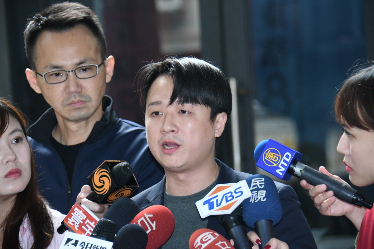 李正皓表示，全黨都被韓粉綁架，連韓國瑜也不例外。 (圖/記者謝調遜攝)