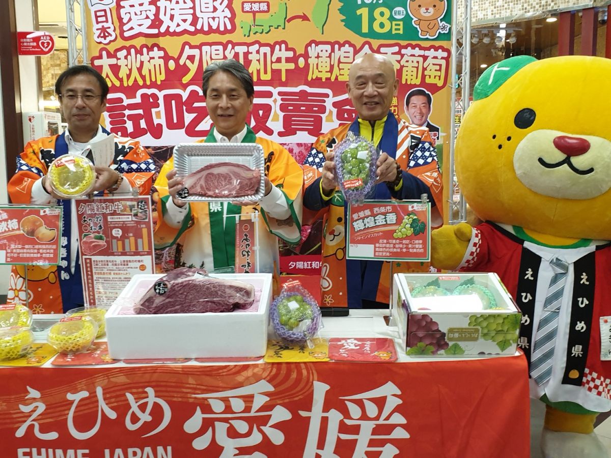 ▲在台中有貴婦超市稱譽的裕毛屋，致力扮演台日農產品交流推手，明年台蕉銷日可望上衝
1500噸。（圖／金武鳳攝，2019.10.18)