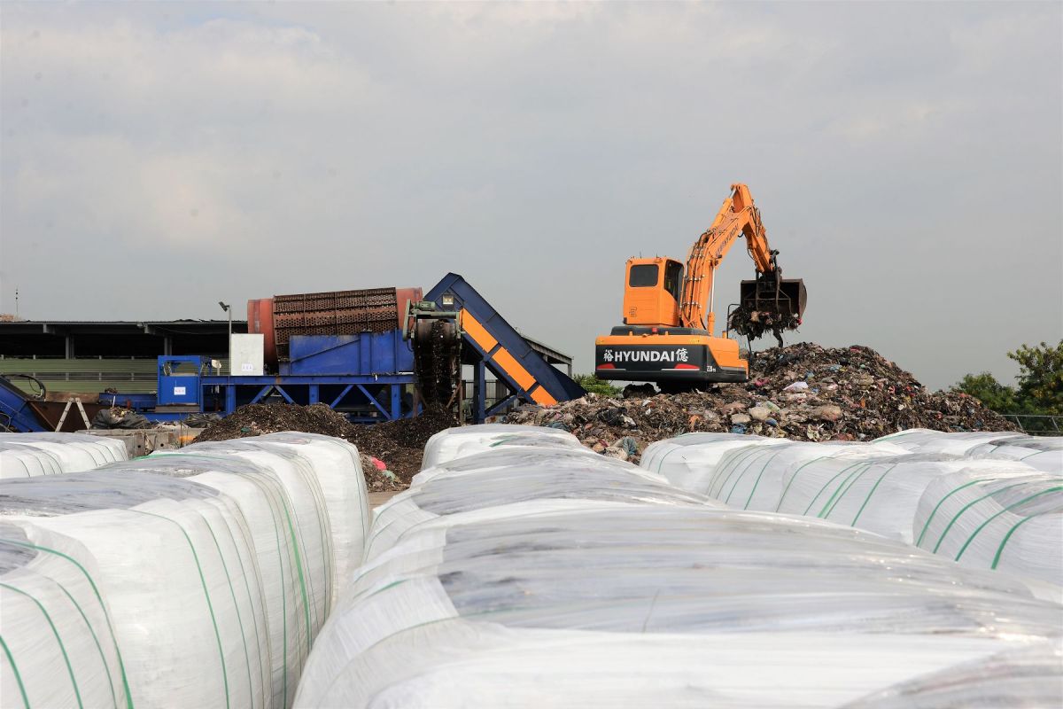 ▲虎尾鎮掩埋場垃圾量已達兩萬噸，且鎮內每日仍有約40噸的垃圾進場尚待處理。（圖／記者洪佳伶攝，2019.10.21）