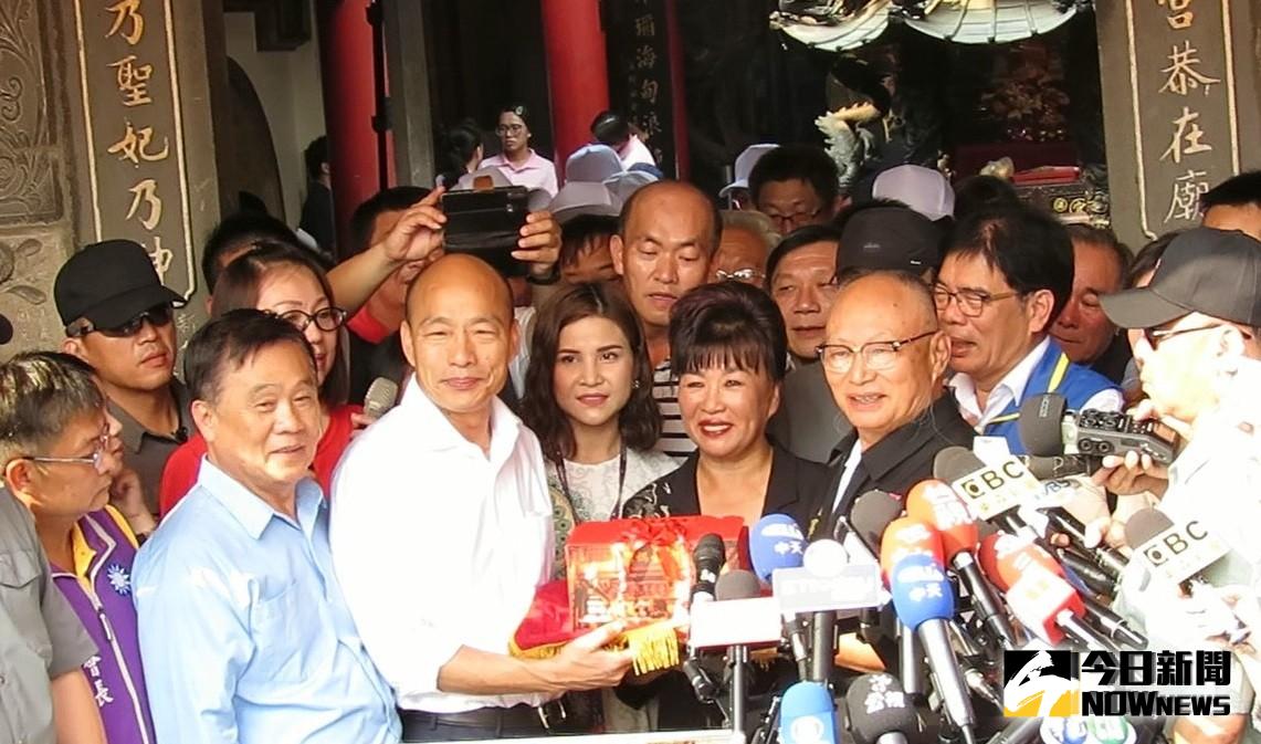 國民黨總參選人韓國瑜感謝警察同仁的維安勤務。(圖：記者陳惲朋攝，2019.10.21.)