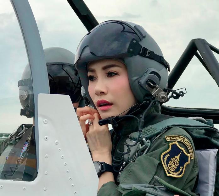 ▲詩妮娜在2018年受訓為飛行員。（圖／美聯社／達志影像）