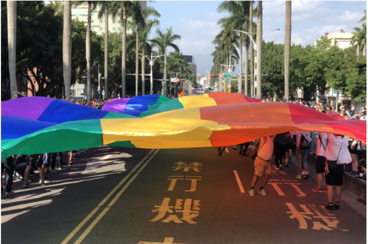 今年第17屆同志遊行主題為「同志好厝邊 Together, Make Taiwan Better」將於10月26日舉辦，另外台灣同志團體也積極推廣10月為「同志驕傲月」。(圖取自台灣同志遊行官網)