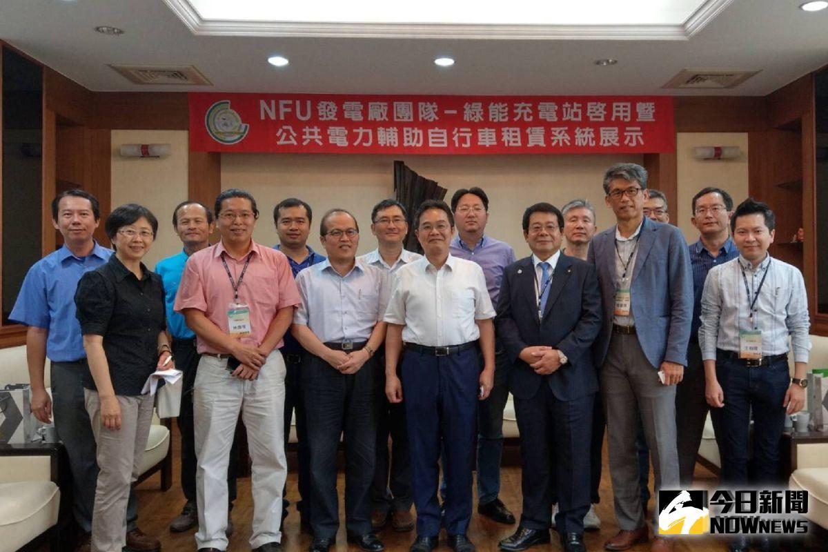 ▲虎尾科大「綠能充電站啟用暨公共電力輔助自行車租賃系統」於今日在行政大樓啟用。（圖／記者洪佳伶攝，2019.10.22）