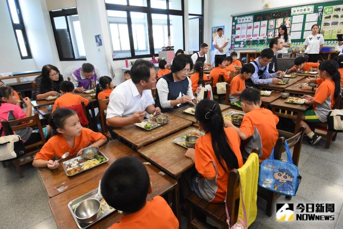 影／風電營養午餐　3.3億元沿海6鄉鎮學童免挨餓
