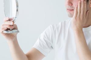 不是中國、美國！「全球最自戀國家」是它　研究員：男比女更嚴重