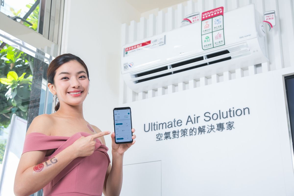 ▲利用手機ThinQ App操控家電。（台灣LG提供）