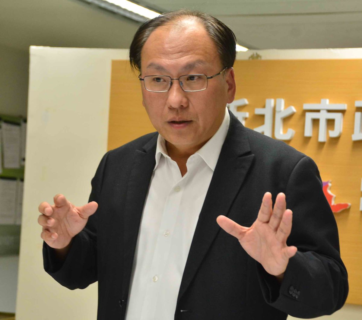 ▲李政安說，新北環狀線全長15.4公里，起點為新店大坪林站，終點新莊新北產業園區站，沿途共14座車站。（圖／記者陳志仁攝影）