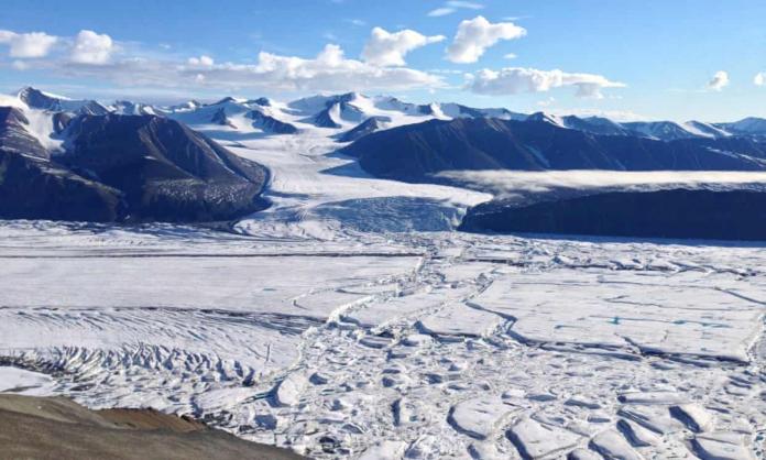 ▲加拿大北部冰川河流從大氣中吸收二氧化碳的速度，比亞馬遜雨林更快。（圖／翻攝衛報）