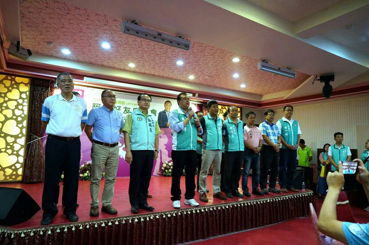 ▲立委蘇震清表示他舉辦多場座談會，就為了積極輔選蔡英文總統。（圖／蘇震清國會辦公室提供）