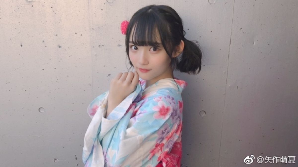 ▲矢作萌夏外型亮眼。（圖／翻攝微博）