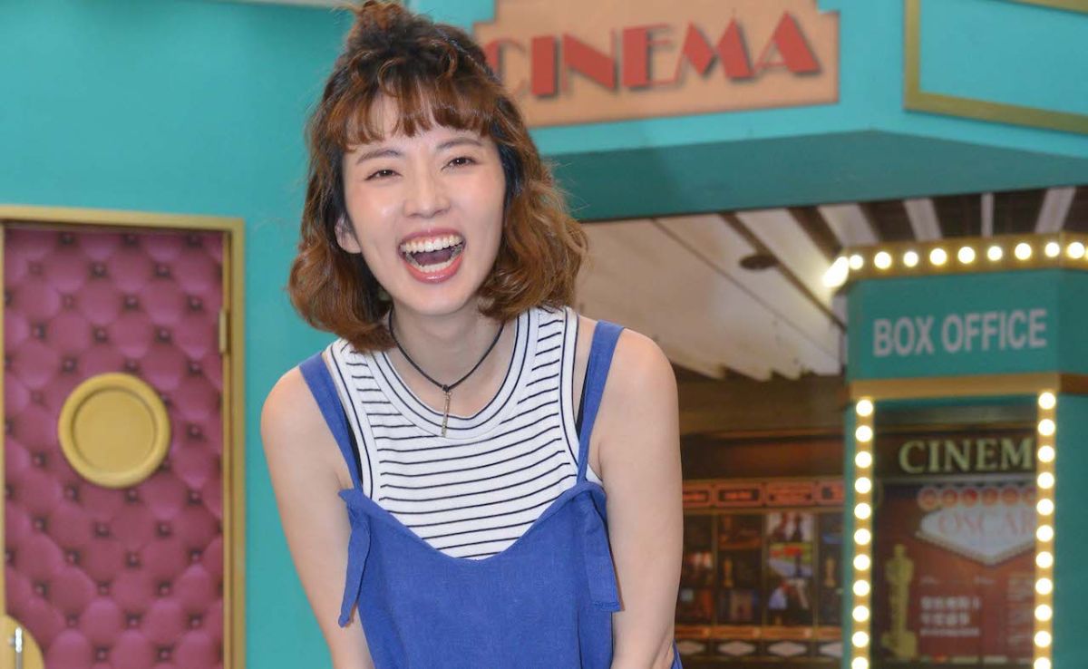 ▲長輩習俗沒說清楚，阿諾為躲嫂嫂婚禮上當場大哭。（圖／衛視中文台）