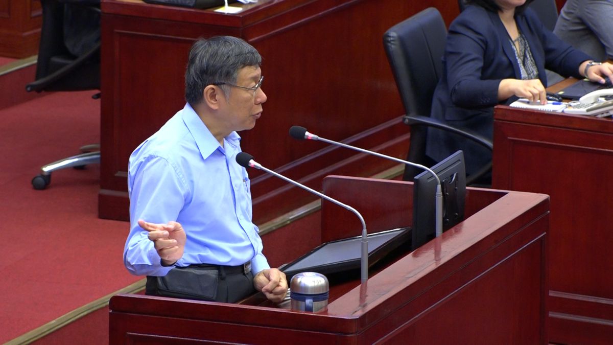 ▲台北市長柯文哲進入市議會進行總質詢。（圖／記者朱永強攝, 2019.10.29）