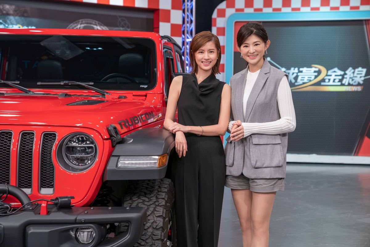 ▲主持人蘇宗怡和來賓林予晞合照。（圖／TVBS）