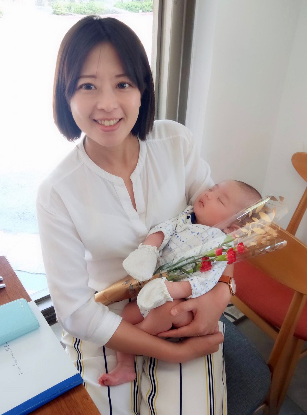 ▲新北市議員江怡臻以其新手媽媽的經驗，建議市府讓弱勢家庭在生育津貼與月嫂服務之中二擇一。（圖／新北市議員江怡臻服務處提供）