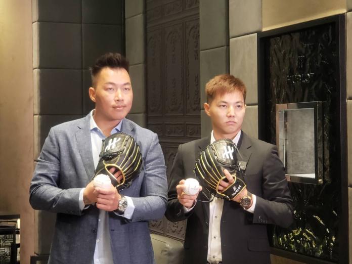 郭泓志和郭俊麟。（圖／黃建霖攝）