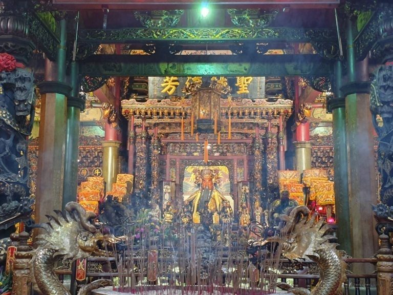 台中南天宮正殿關聖帝君。（圖／讀者周瑜提供）