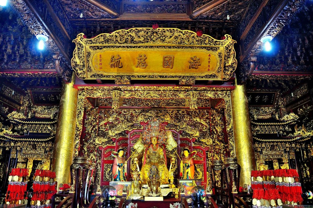 南方澳南天宮主殿。（圖／翻攝自宮廟之旅粉專）