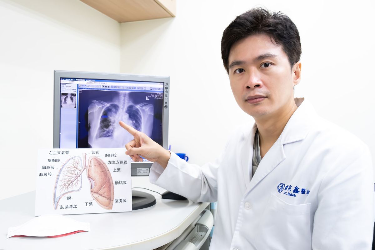 ▲呼吸胸腔科醫師謝宗鑫建議透過低劑量電腦斷層檢查，可提早發現肺腺癌病灶。（圖／東元醫院提供）