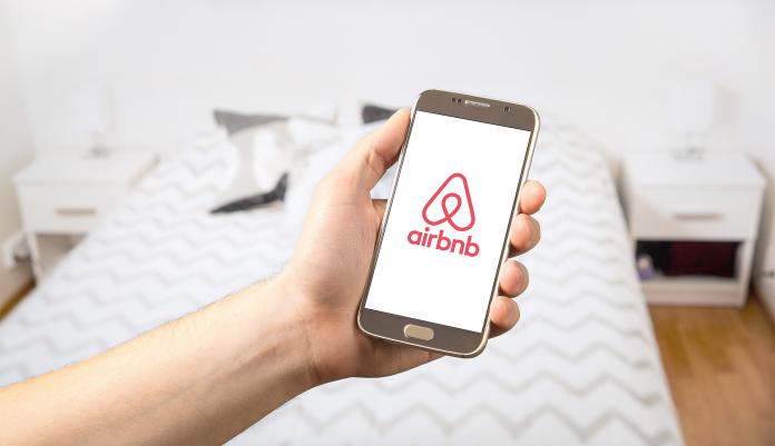 ▲ Airbnb 宣布裁員 25％。（圖／翻攝自 pixabay ）