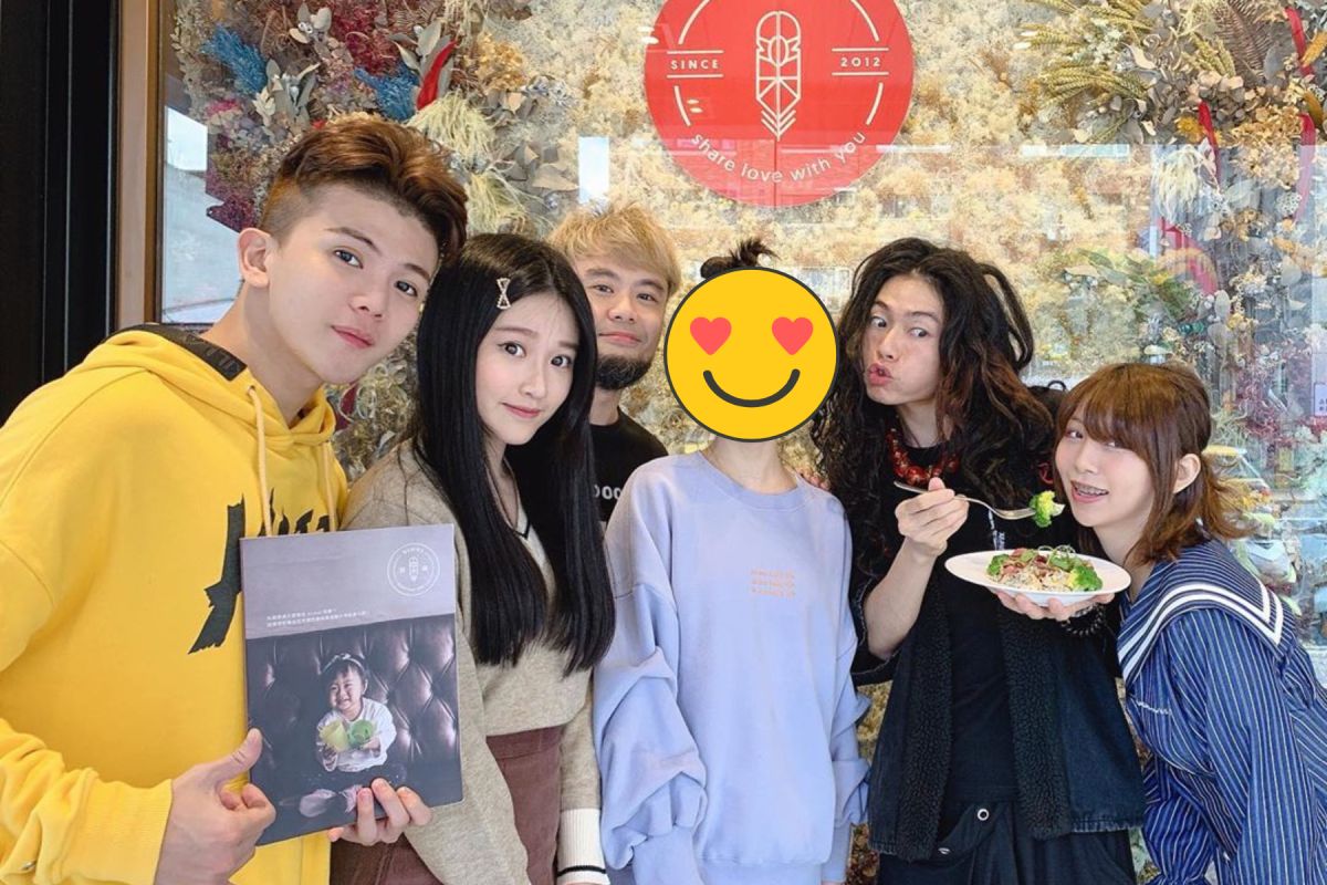 ▲反骨男孩用餐巧遇「零負評女神」。（圖／翻攝IG）
