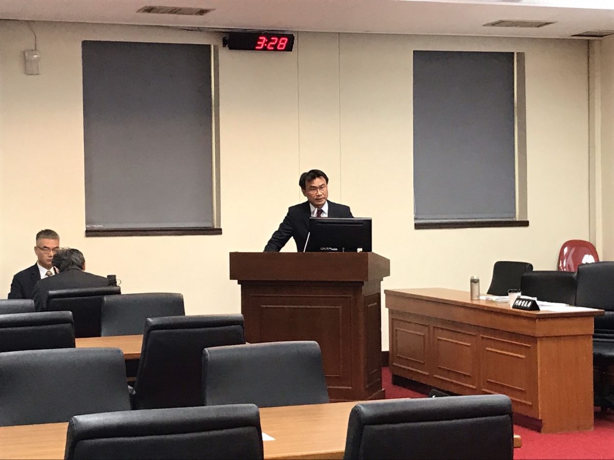 ▲農委會主委陳吉仲強調，補助大型農機具不僅可以幫助到大型農機具廠商，也能有效解決農民缺工問題。（圖／記者賴志昶攝）