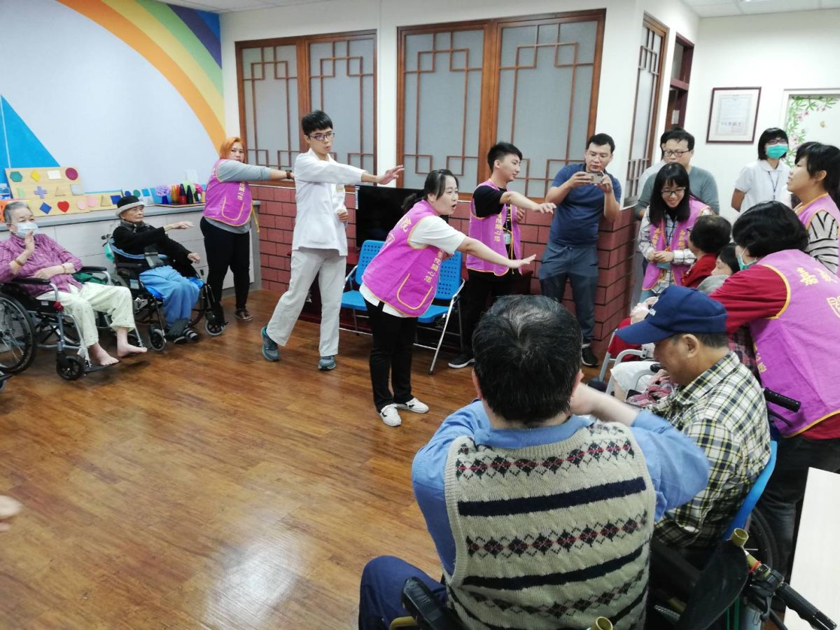 ▲部立嘉義醫院日照中心位於院區二樓，空間明亮舒適，可同時服務30位失能、失智長輩及失能身障者。（圖/記者邱嘉琪攝，2019.11.04）