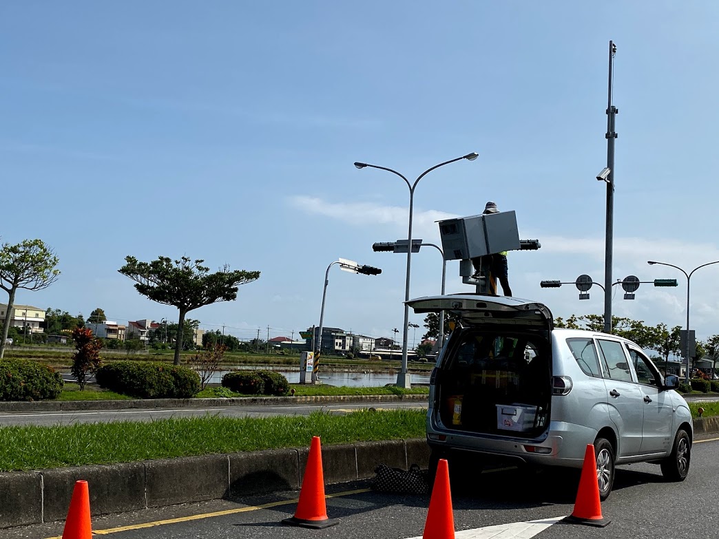 ▲宜蘭縣境內固定式測速照相桿，今年9月份起陸續進行汰換及保養維護。（圖／記者李清貴攝,資料照)