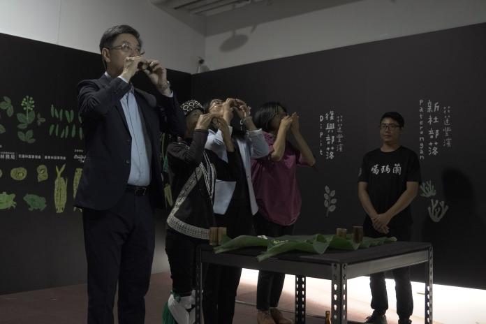 ▲林務局長林華慶（左一）出席「花東里山生活特展」的開幕祈福儀式。（圖／林務局提供）