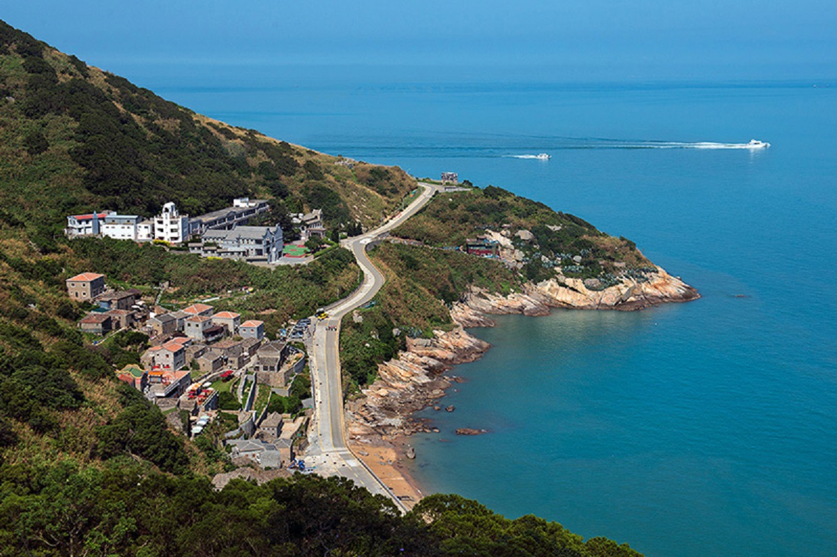 ▲台灣離島哪個是美食沙漠？全場答案超意外：小 7 最好吃。圖為馬祖芹壁聚落。（圖／翻攝自交通部觀光局官網）