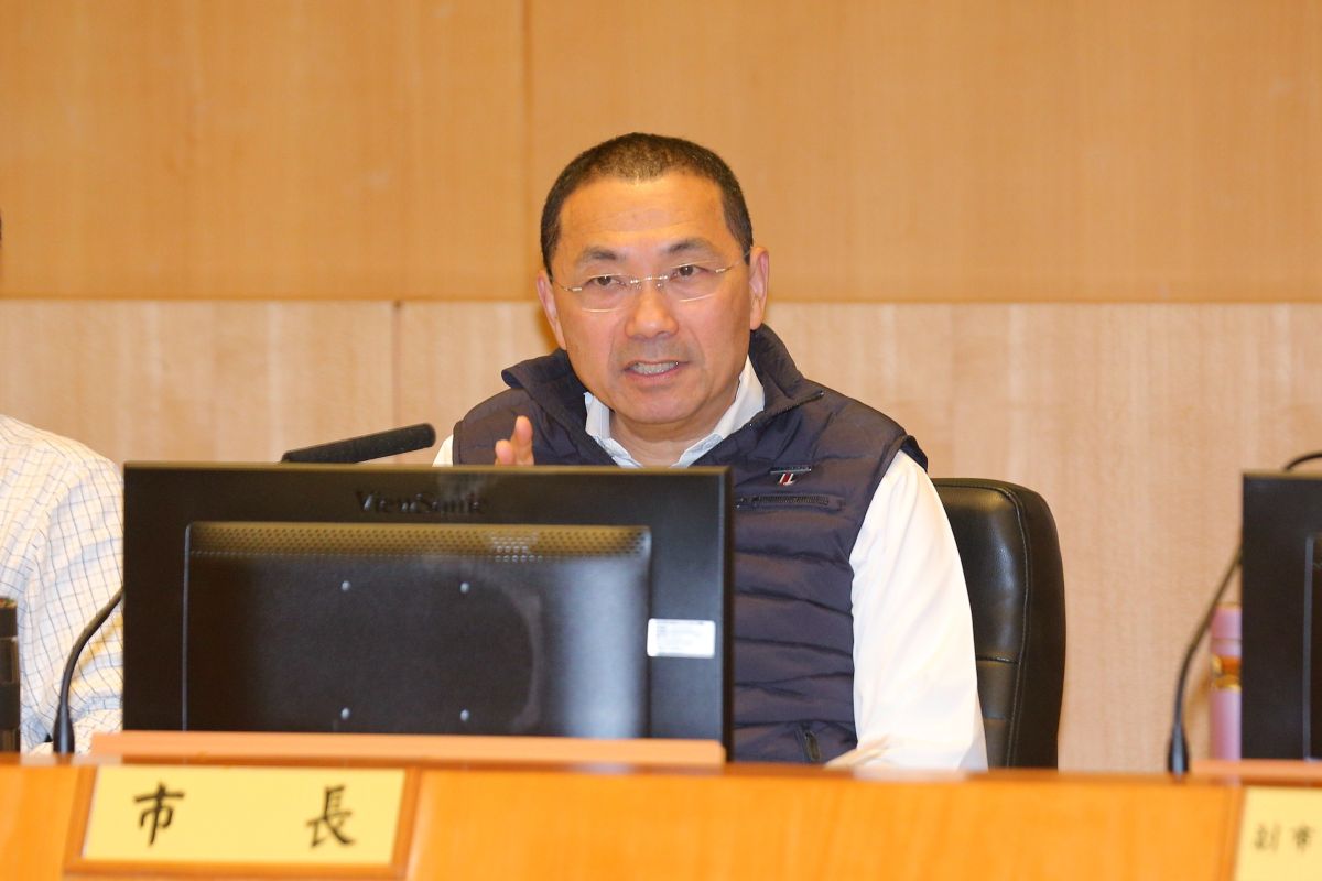 ▲侯友宜指出，區長是事務官，事務官最重要的絕對不可違反行政中立。（圖／記者陳志仁攝，2019.11.06）