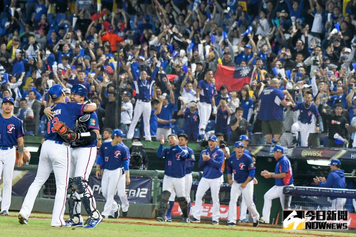 ▲世界棒球12強中華隊對上委內瑞拉，救援投手陳鴻文順利關門，率領中華隊晉級下一輪。（圖／記者葉政勳攝 , 2019.11.06）