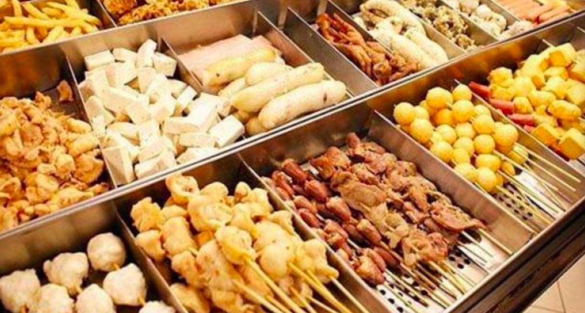 ▲有女網友好奇提問，到炸物攤必點的食材是什麼？對此，就引來不少老饕曝光答案。（示意圖／翻攝自爆廢公社）