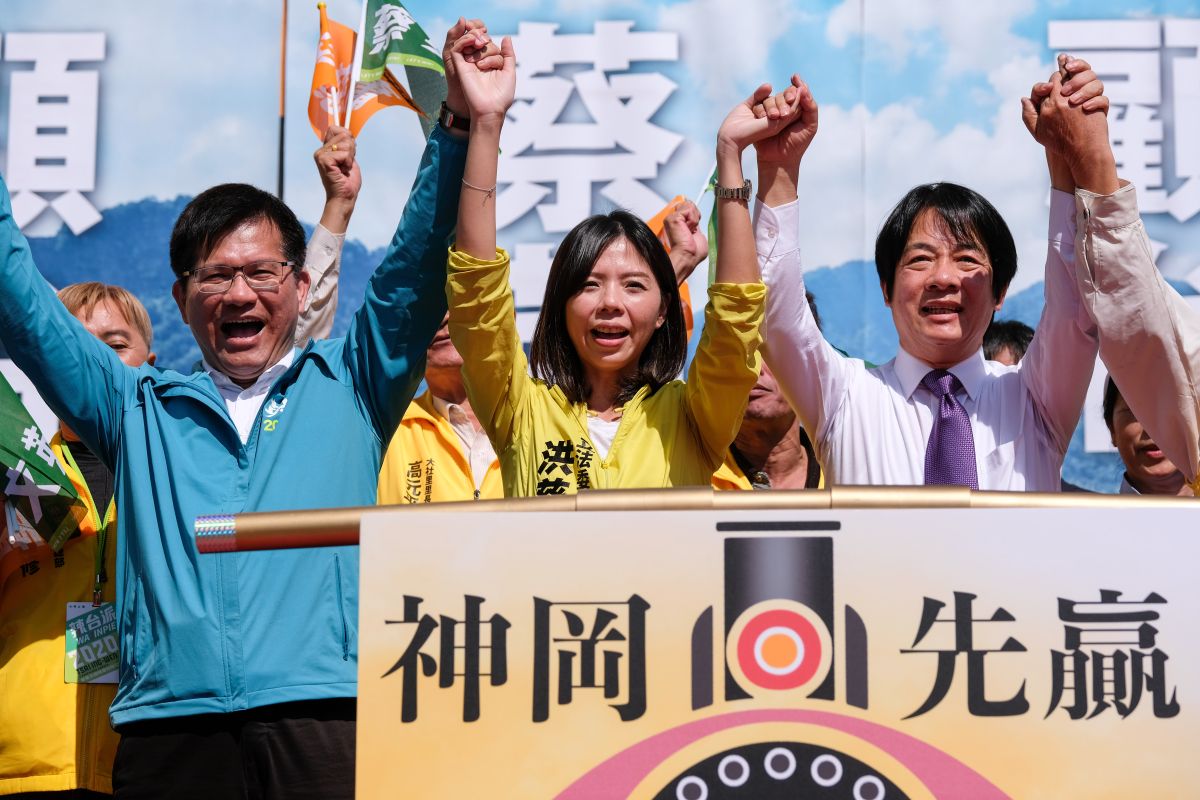 ▲立委洪慈庸神岡聯合競選總部成立，前行政院長賴清德首次為非黨籍立委參選人站台 (圖／柳榮俊攝2019.11.9)