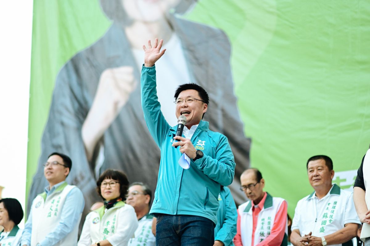 ▲趙天麟表示，他才剛選完立委選舉，不宜像韓國瑜一樣剛選上又立刻投入另一場選戰，「我覺得不具有正當性。」（圖／趙天麟後援會提供）