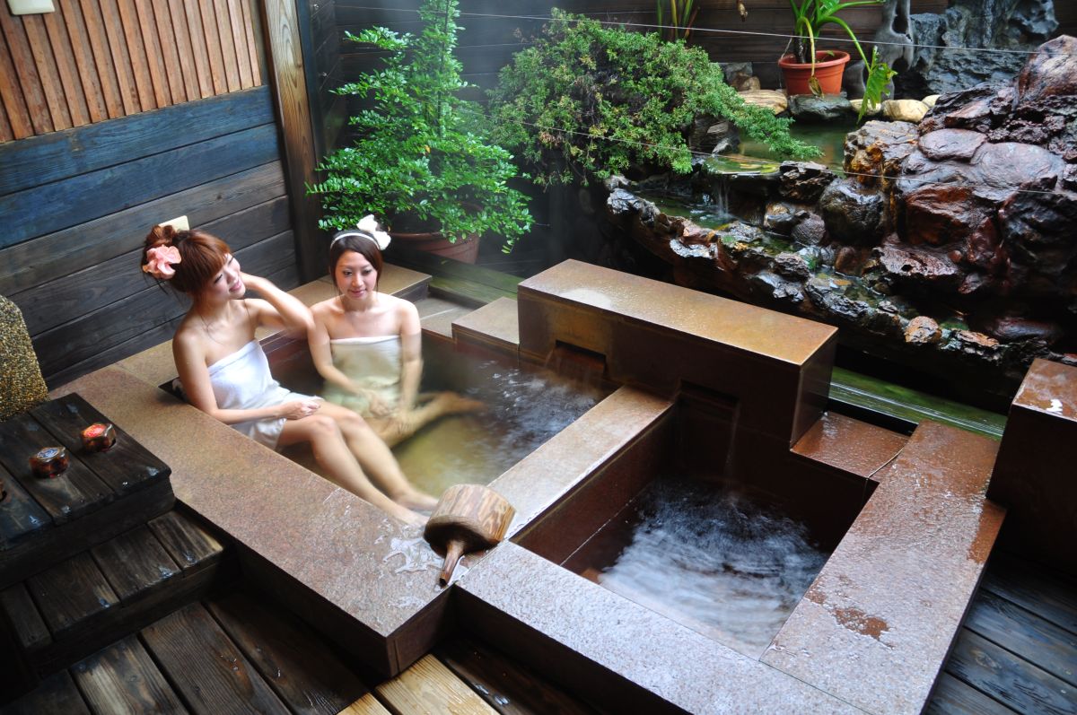 ▲繼新北市獲得中央冬遊補助4000萬後，今年加碼祭出一千份等值千元的溫泉包。（圖／新北市觀光旅遊局提供）