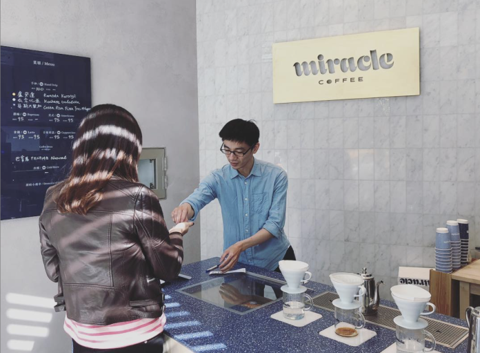2017年12月Miracle Coffee在台北內湖開設第一間店 （IG:miraclecoffee151）