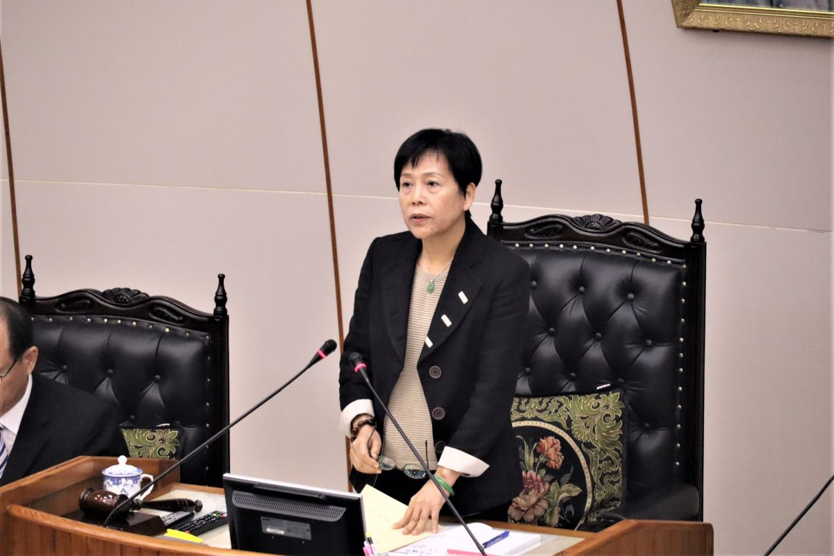 ▲針對媽祖文化園區續建大倉案，議長劉陳昭玲建議縣長廣納民意，針對五個可能置放地點做網路民調或是乾脆公投，讓澎湖縣民自己決定媽祖神像要設在哪裡。（圖／記者張塵攝，2019.11.14）