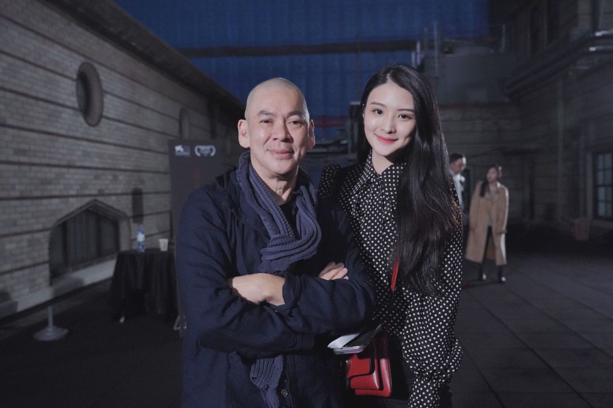 ▲陳品兒與導演蔡明亮相見歡。（圖／HTC VIVE ORIGINALS提供）