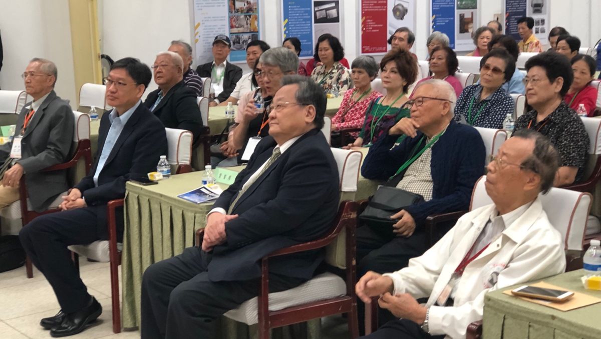 ▲經濟部加工出口區管理處高雄分處歡迎高雄電子百位資深員工回到他們充滿年輕回憶的娘家。(圖／記者黃守作攝，2019.11.15)