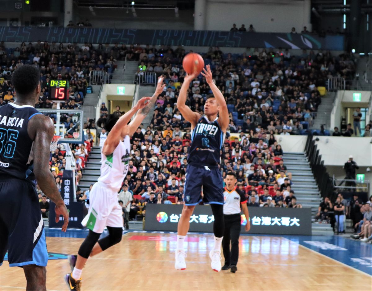 ▲ABL開幕戰富邦勇士出戰澳門黑熊，富邦「野獸」林志傑。（圖／鍾東穎攝 ,2019.11.16）
