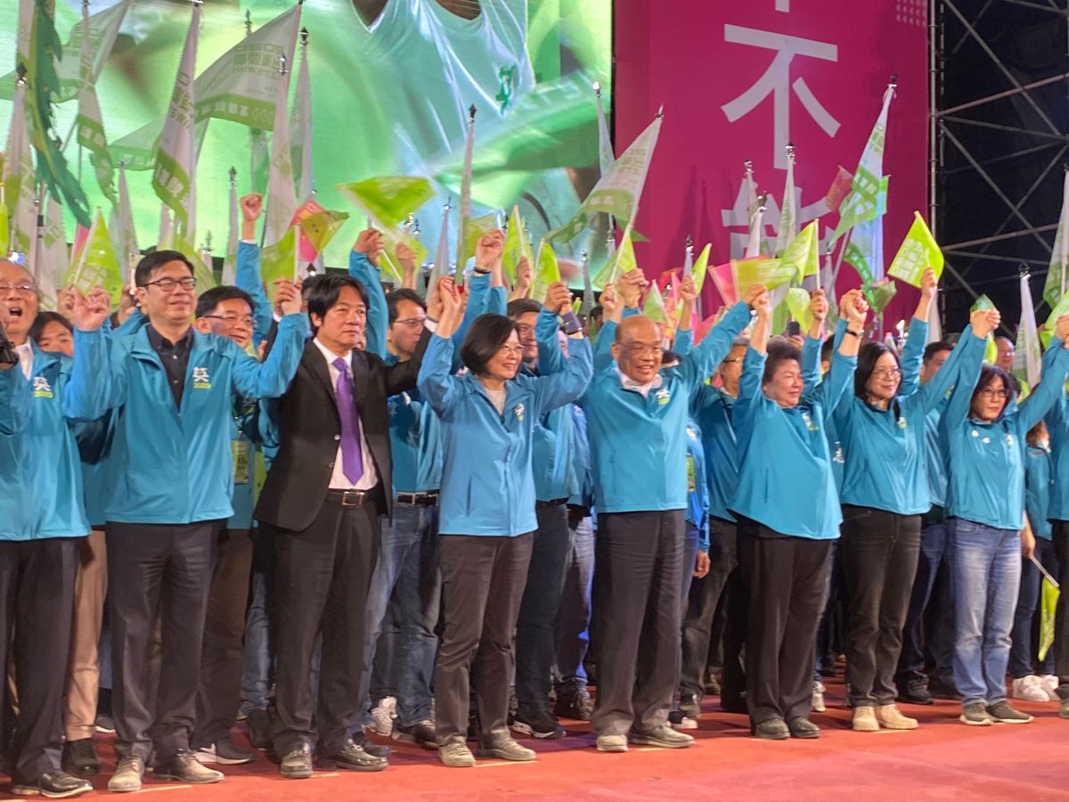 ▲蔡英文高雄競選總部成立。（圖／記者郭俊暉攝）