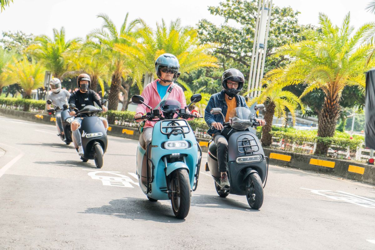 ▲越來越多人選擇購入電動機車，但更多的人還在觀望。（圖／翻攝自 Gogoro Taiwan 臉書 ）