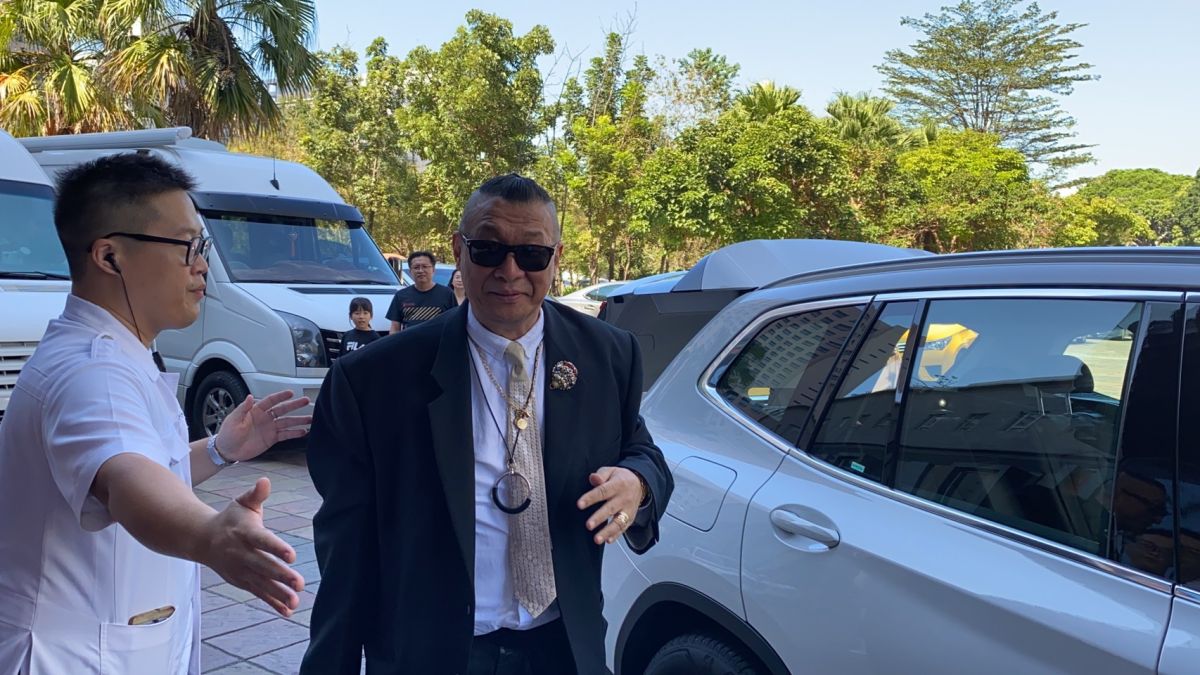 ▲洪偉明南下參加林志玲婚禮。（圖／記者陳聖璋拍攝2019.11.17）