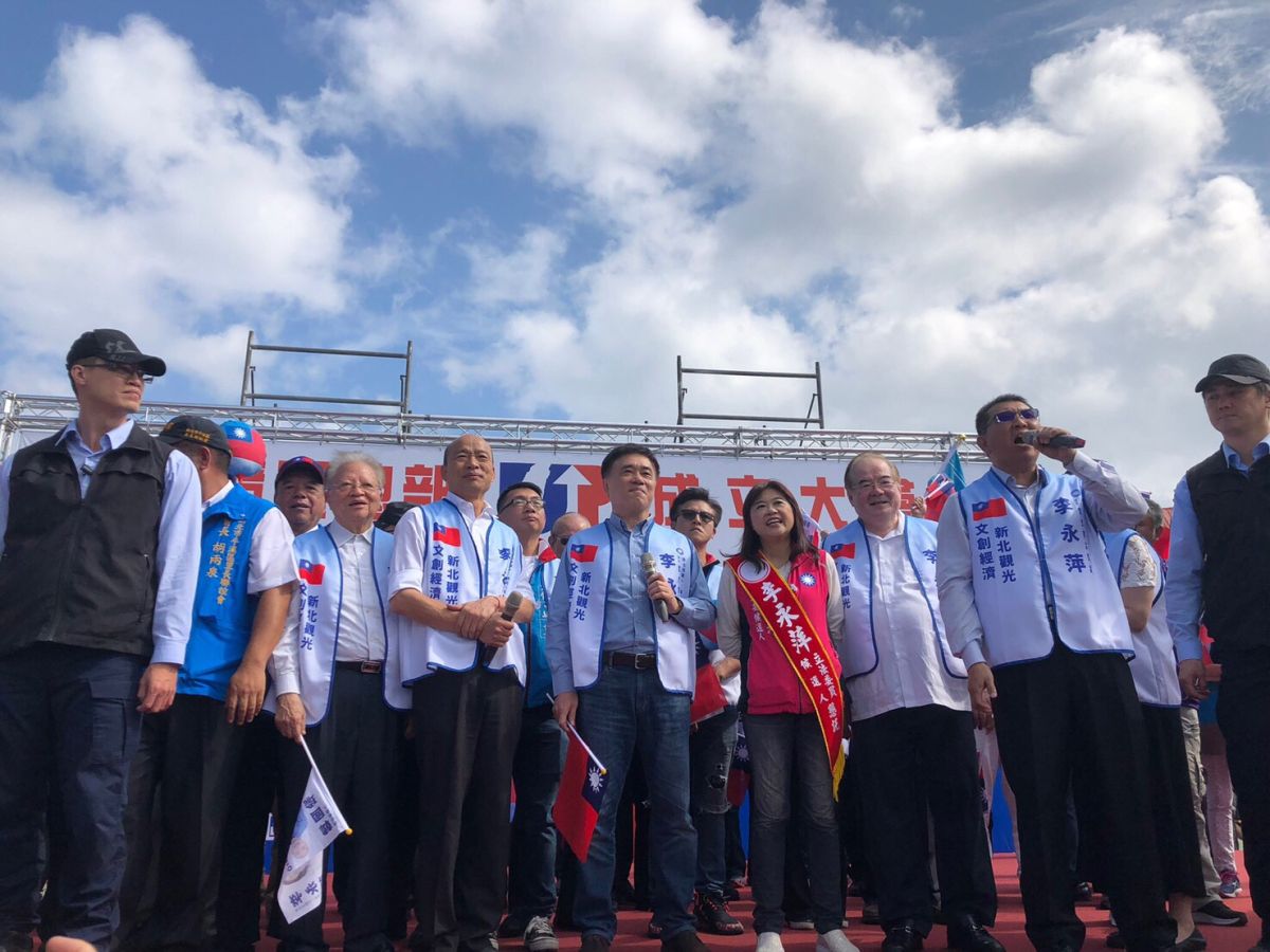 民進黨英德配今日正式宣布，韓國瑜指出兩人治國理念不一，民進黨推出這樣的搭檔是開台灣人玩笑。 (圖/韓國瑜競選辦公室提供)