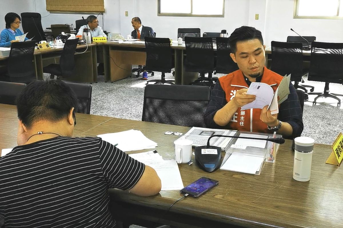 ▲金門立委登記，基進黨洪正搶第一登記。（圖／蔡若喬攝, 2019.11.18）