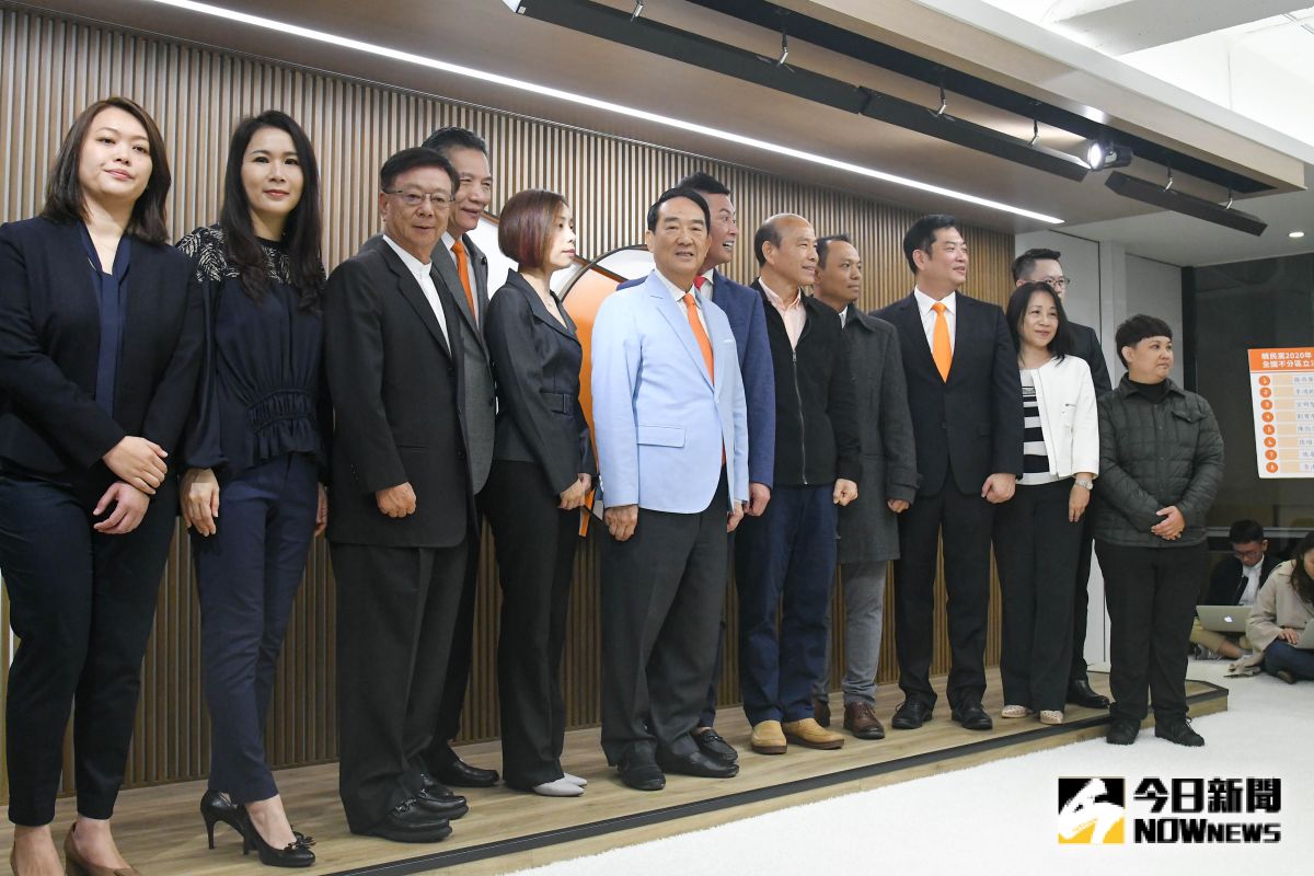 ▲親民黨主席宋楚瑜親自宣布親民黨不分區立委名單。（圖／記者葉政勳攝 , 2019.11.20）
