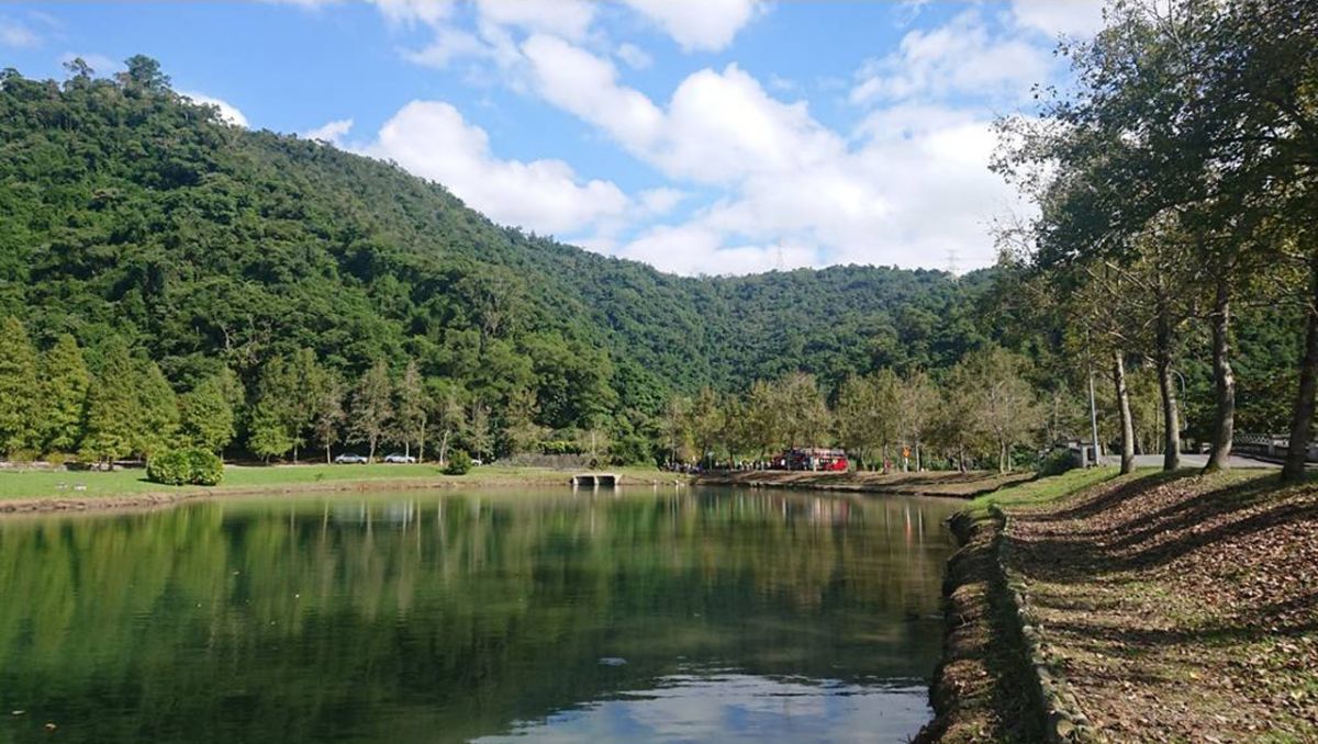▲有民間業者打算在員山福園殯葬場山坳申請設置「禽畜堆肥場」，議員表示附近民眾極力反對。（圖／陳俊宇議員提供)