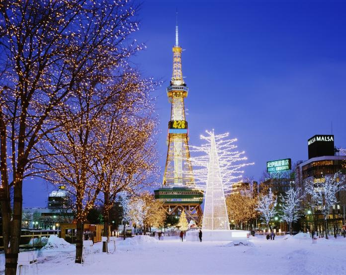 ▲冬天的北海道能欣賞到美麗雪景，相當適合與另一半手牽手散步在冰天雪地中。（圖／Hotels.com）